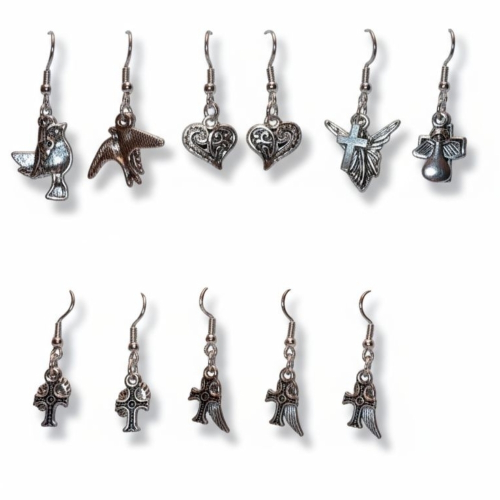 NWT Adorable Stainless Steel Bundle of 5 Pairs of Boho Dangling Earrings!!